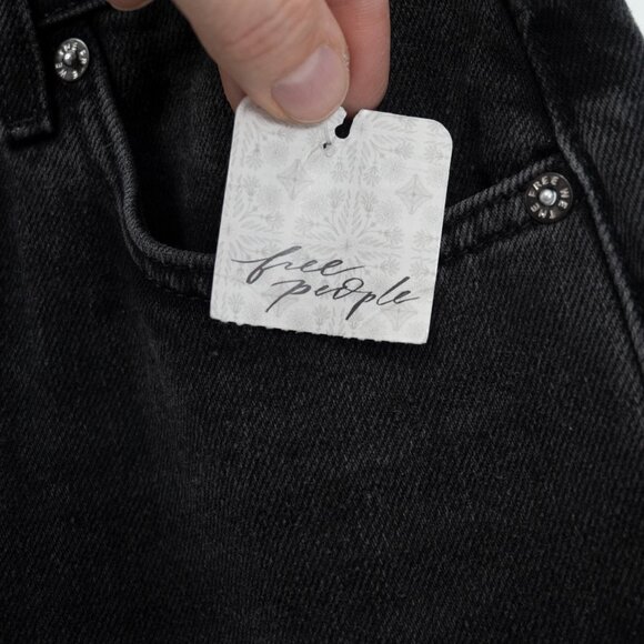 Free People We The Free Pacifica Straight Leg Jeans in Black | 25 | NWT - Picture 7 of 11